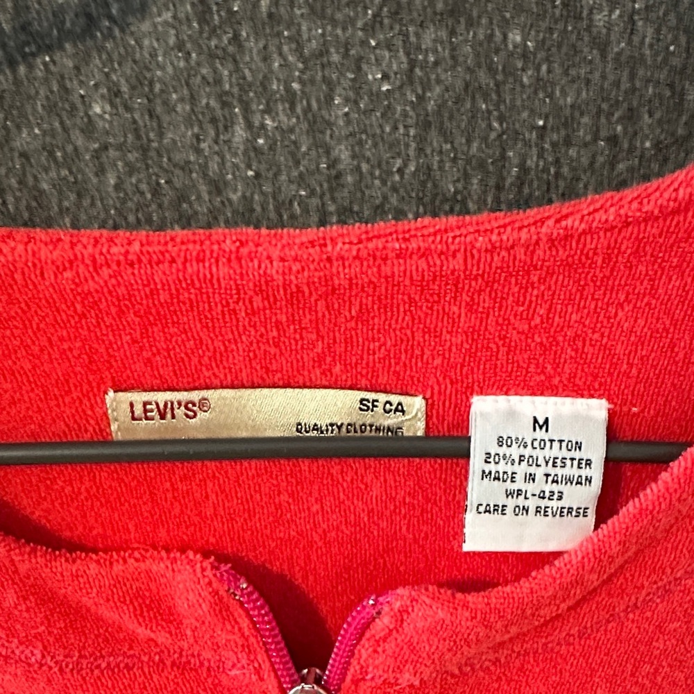Levi's Red Short Sleeve Cotton Blend Terry Cloth Top with Zipper - Picture 2 of 10